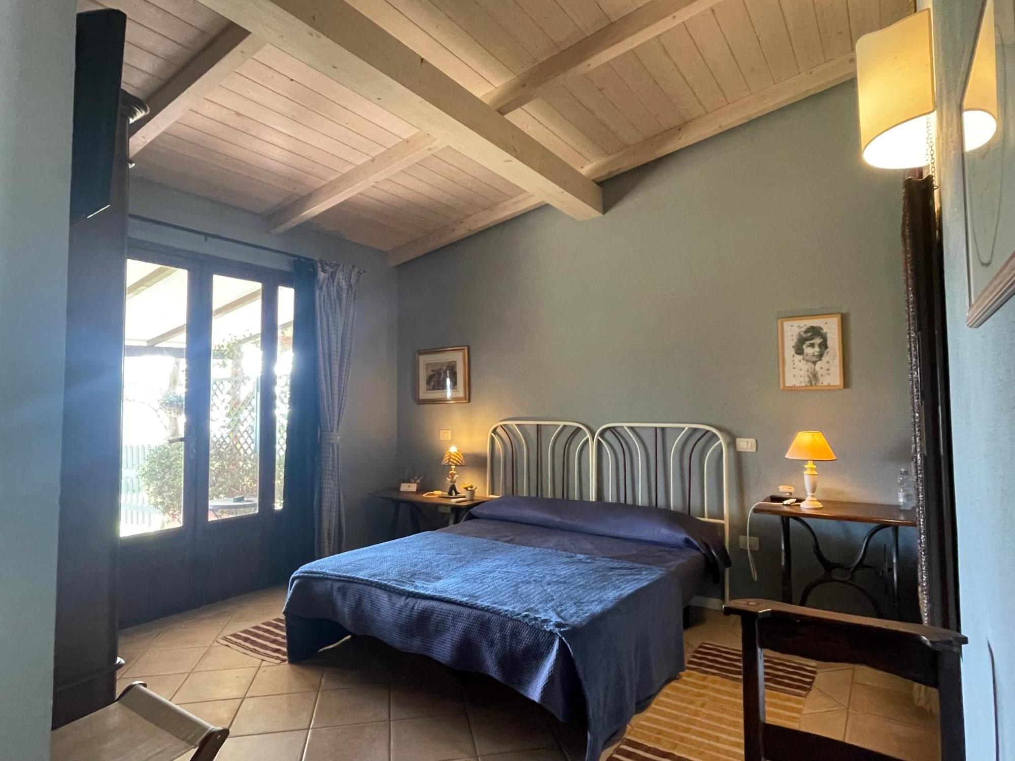 Santa Igia - Country House Elmas Luaran gambar